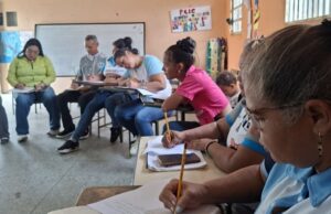 Fundanis dictó charlas sobre salud mental en comunidades marabinas