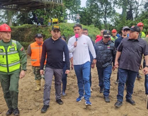 Desplegados equipos multidisciplinarios para restituir paso entre Mérida y Táchira