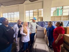 Gobernador Luis Caldera entrega dotación de equipos e insumos a hospitales de la región