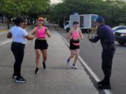 Entre pedales y rosas celebró la Ciclovía el Día de las Madres