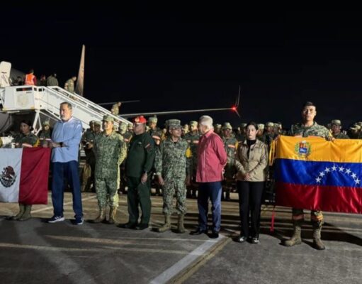 México envía rescatistas y perros especializados para reforzar labores de búsqueda en Venezuela