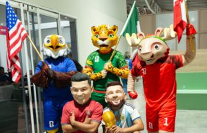 Fanáticos marabinos vivieron pitazo inicial del Mundial en pantalla gigante en sede eel Tranvía
