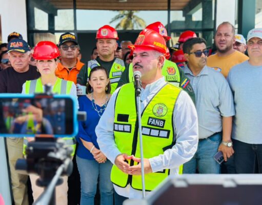 Caldera anuncia envío de tercer contingente de especialistas para sumar 896 zulianos en apoyo a las zonas de contingencia