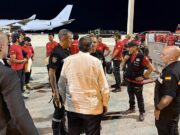 Equipos de emergencia de España llegan al país para reforzar el rastreo de sobrevivientes tras sismos