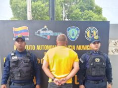 Unidad de Patrullaje Canino detiene a sujeto por hurto de divisas en establecimiento comercial