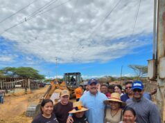 Gobernador Luis Caldera entrega 1.200 metros de tuberías de agua y financiamientos comunitarios en Mara