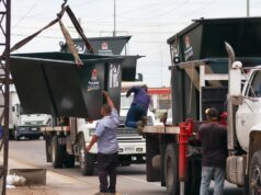 Comunidades satisfechas por nuevo despliegue de contenedores de desechos del IMAU