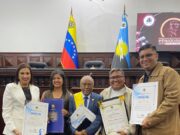 La profesora Elizabeth Valero triunfa en el Premio Regional de Periodismo 2026 con su obra La Oratoria, el poder de la palabra