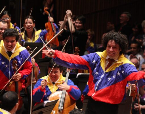 Gustavo Dudamel regresa a Barcelona con la Sinfónica Nacional Juvenil de Venezuela